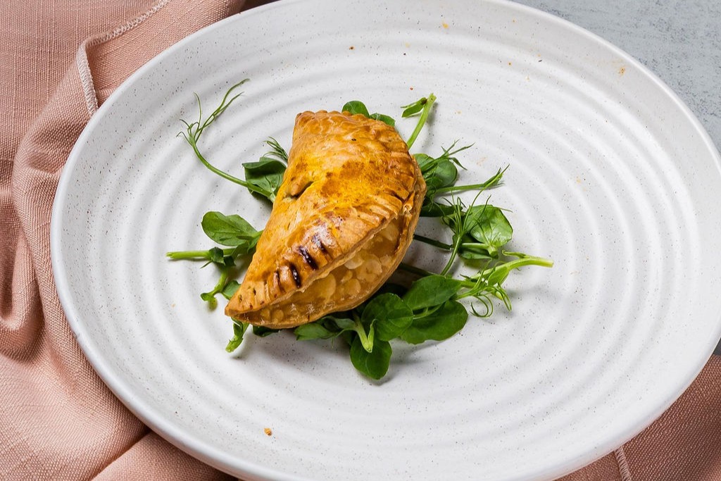 Sweet potato and lentil empanada