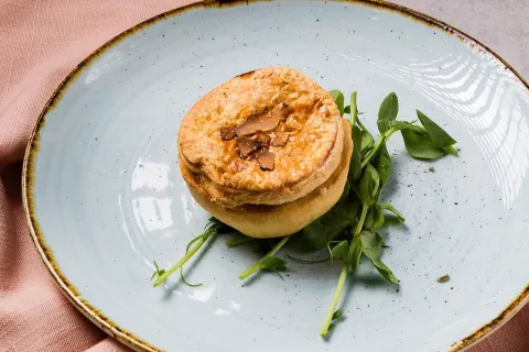 Wild mushroom and gruyere pie